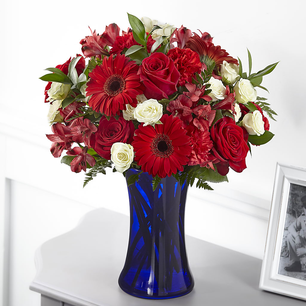 Hearts Embrace Bouquet – Oaxaca Florist, Gaithersburg MD