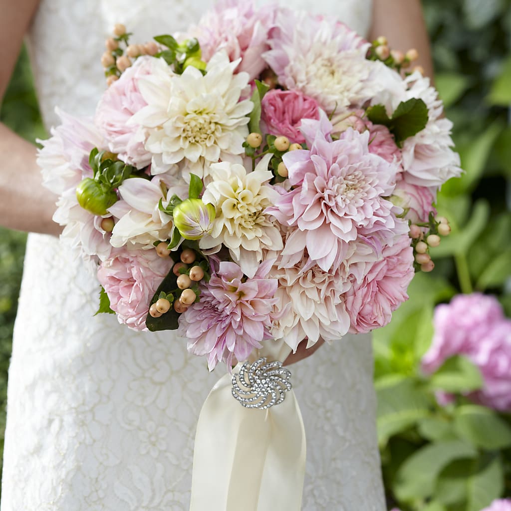 Heart's Promise Bouquet – Oaxaca Florist, Gaithersburg MD