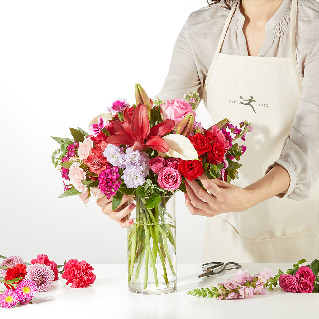 Swooning Over You - A Luxury Florist Original –  Oaxaca Florist, Gaithersburg MD