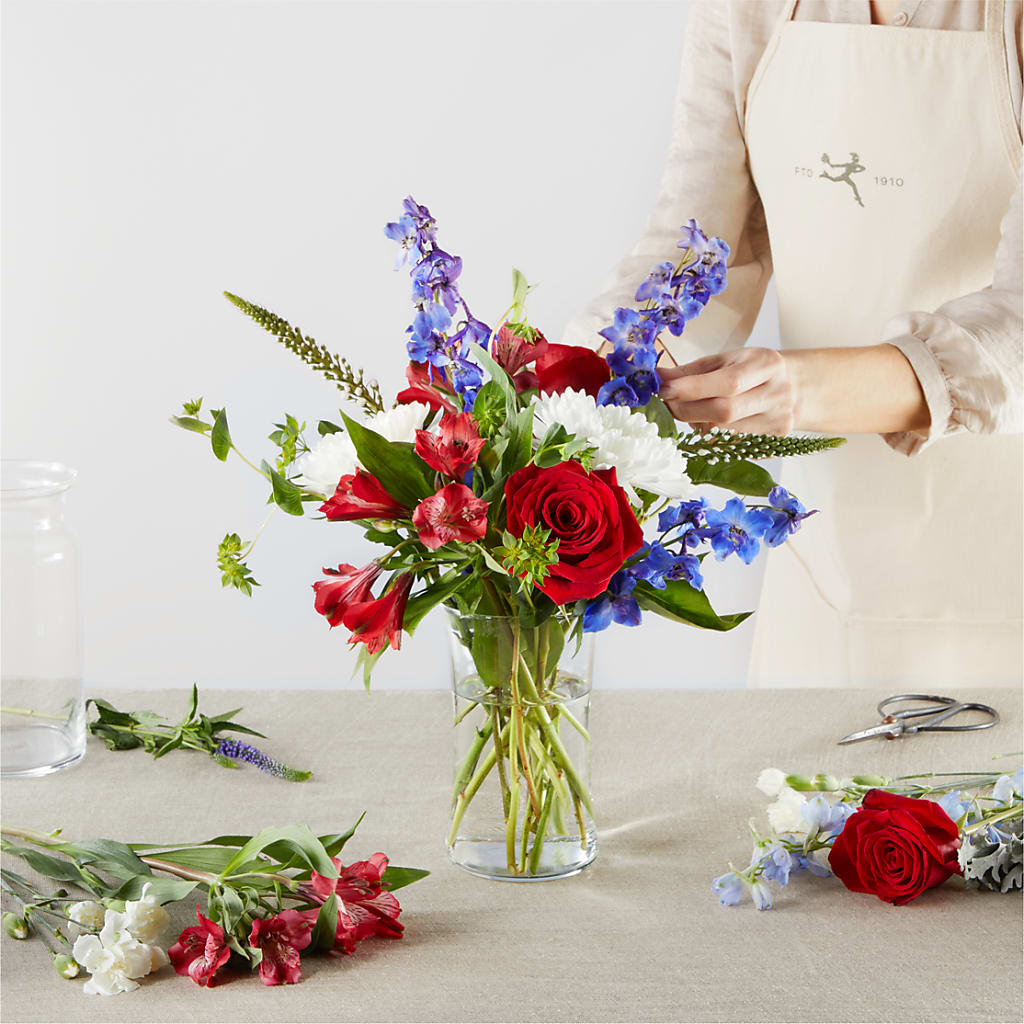 Star Spangled - A Florist Original –  Oaxaca Florist, Gaithersburg MD