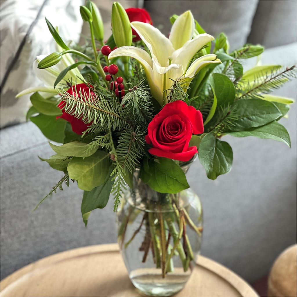 Sparkling Snowflakes Bouquet –  Oaxaca Florist, Gaithersburg MD